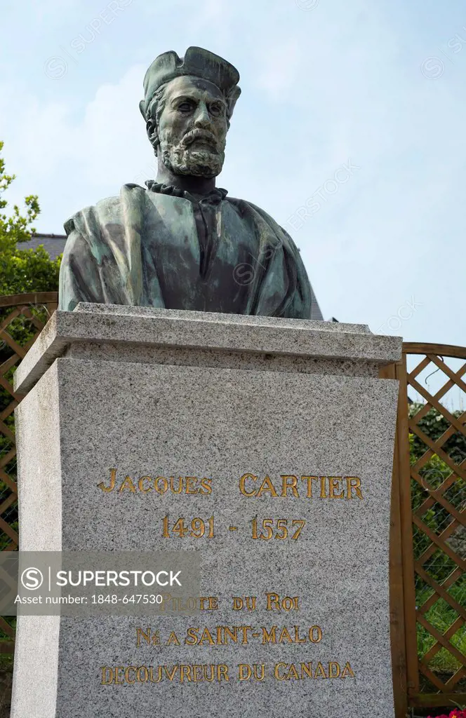 Monument to the seafarer and explorer Jacques Cartier at his birthplace, Rothéneuf, Brittany, France, Europe