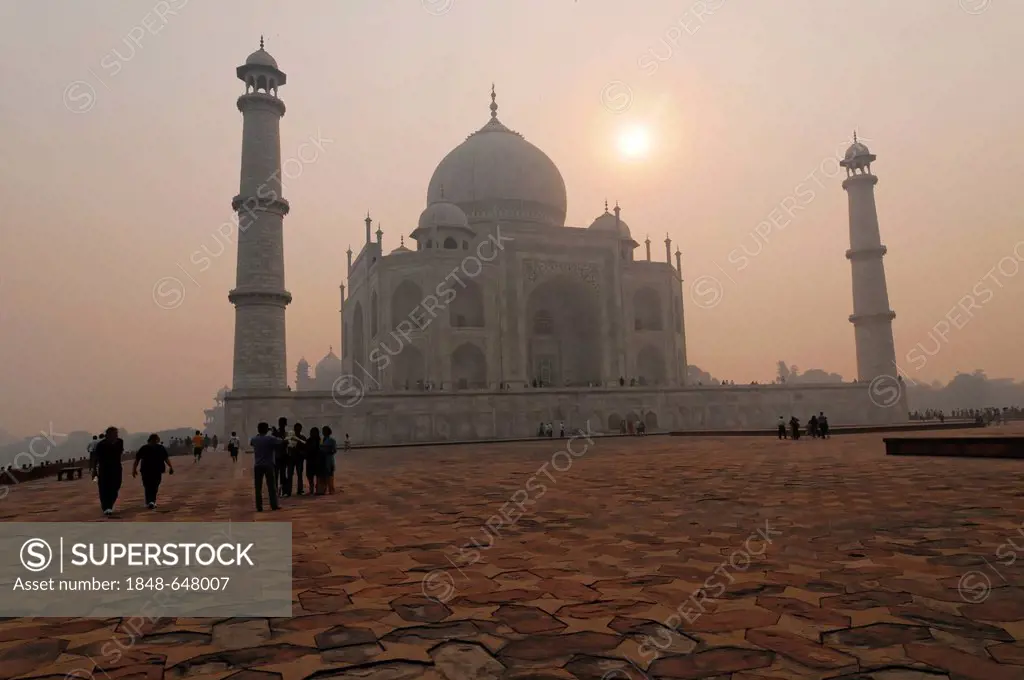 Taj Mahal, a mausoleum built by Mughal emperor Shah Jahan in memory of his deceased first wife Mumtaz Mahal, who died in 1631, UNESCO World Heritage S...