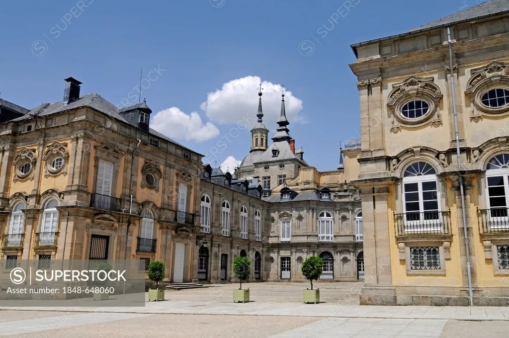 Palacio Real La Granja de San Ildefonso palace, the former royal summer residence, San Ildefonso, province of Segovia, Castilla y Leon, Castile and Le...