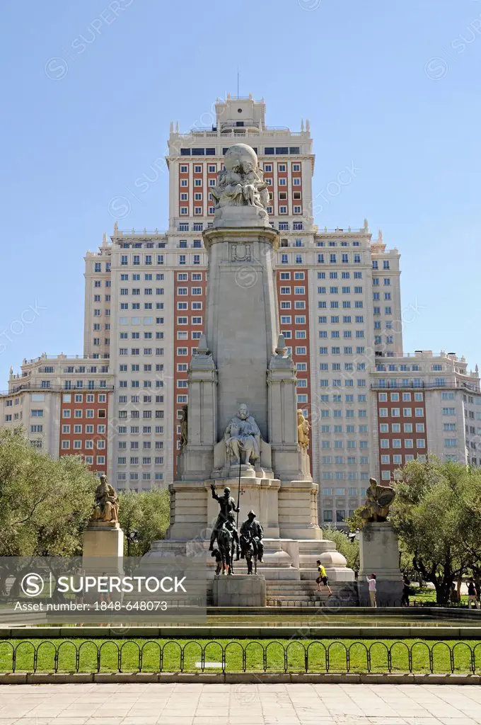 Monument to Miguel de Cervantes with sculptures of Don Quixote and Sancho Panza in Plaza de España, Madrid, Spain, Europe, PublicGround