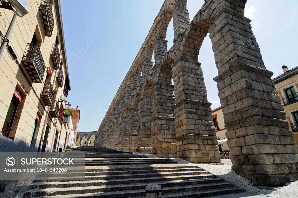 Roman aqueduct, UNESCO World Heritage Site, Segovia, Castile and León, Spain, Europe, PublicGround