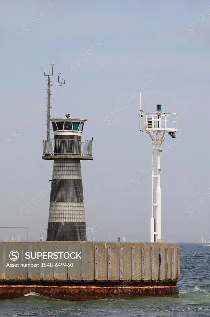 Lighthouse, shipping radar, breakwaters of Travemuende, Luebeck Bay, Schleswig-Holstein, Germany, Europe