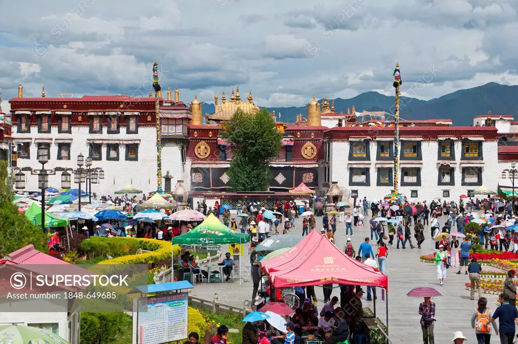 Jokhang Temple, Lhasa, Tibet, Asia