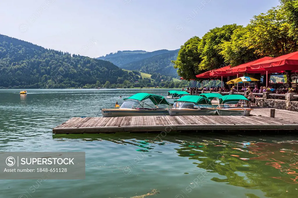 Jetty, Schliersee Lake and the community of Schliersee, Alps, Bavaria, Germany, Europe