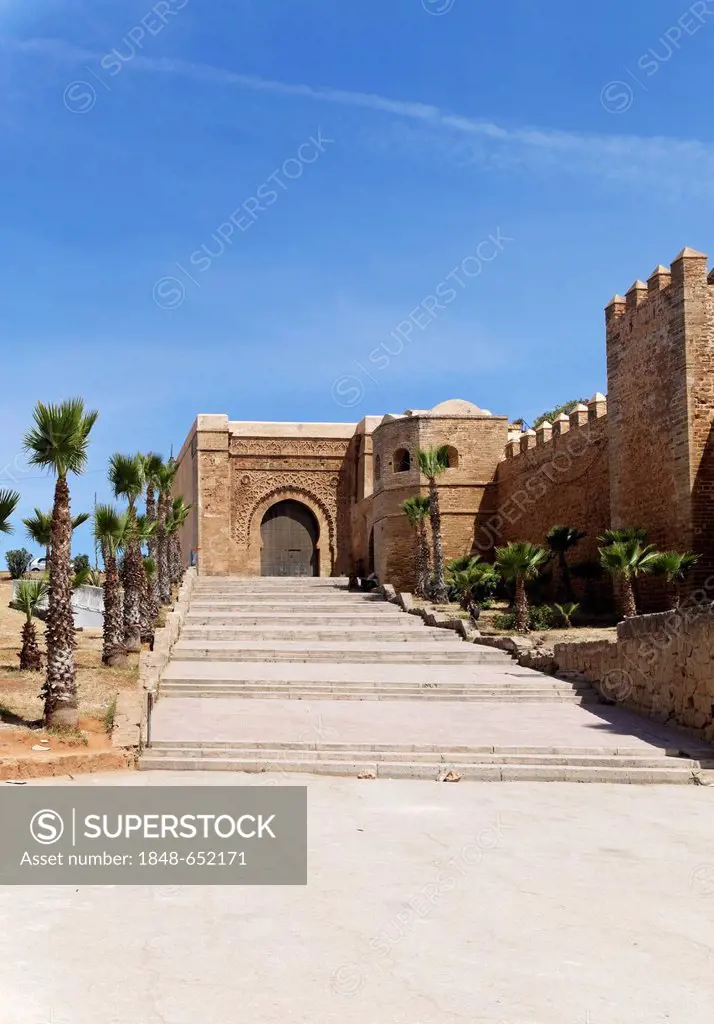 Bab el Oudaia, entrance to the Oudaia Kasbah, Rabat, Rabat-Salé-Zemmour-Zaer, Morocco, North Africa, Maghreb, Africa
