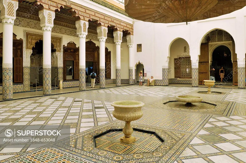 Patio in Dar M'Nebhi Palace, Musee de Marrakech, Marrakesh Medina, Unesco World Heritage Site, Morocco, North Africa