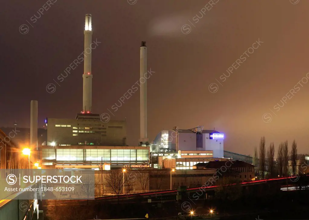 Coal-fired cogeneration plant from EnBW in Stuttgart-Gaisburg on the bank of the Neckar River, Stuttgart, Baden-Wuerttemberg, Germany, Europe