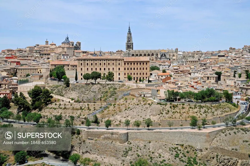 Cityscape, Cathedral, Old Town, Toledo, Castile-La Mancha, Spain, Europe, PublicGround