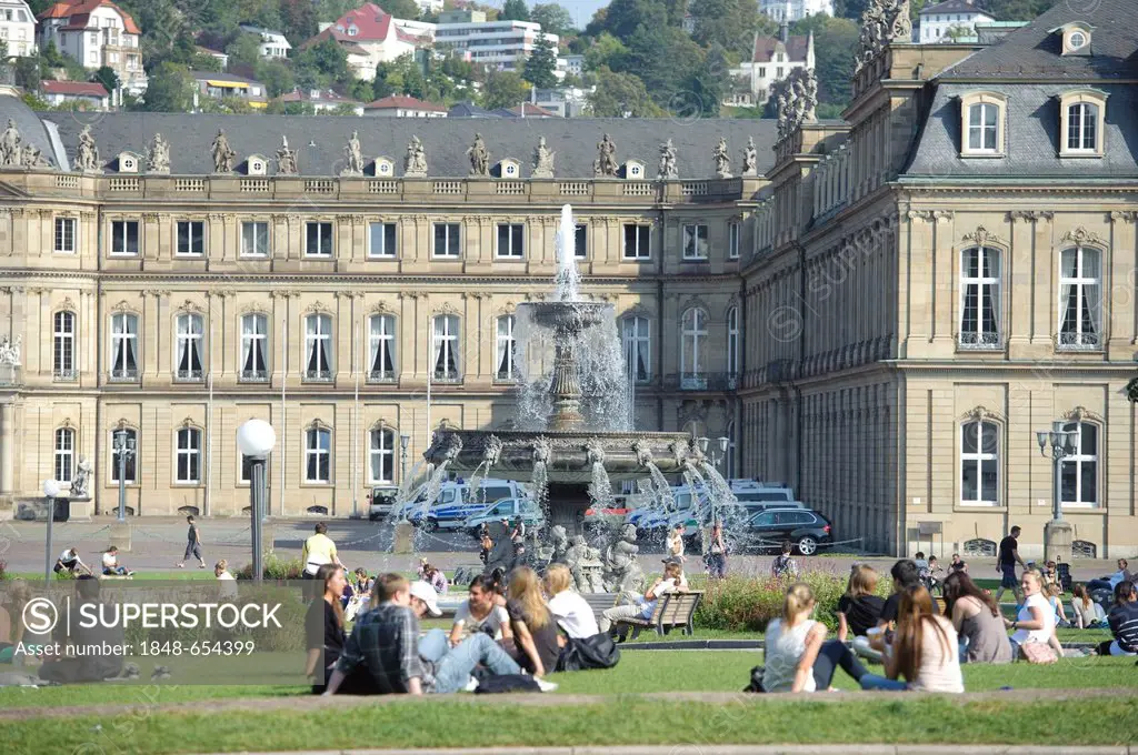 People sitting on Schlossplatz square, fountain, Stuttgart, Baden-Wuerttemberg, Germany, Europe