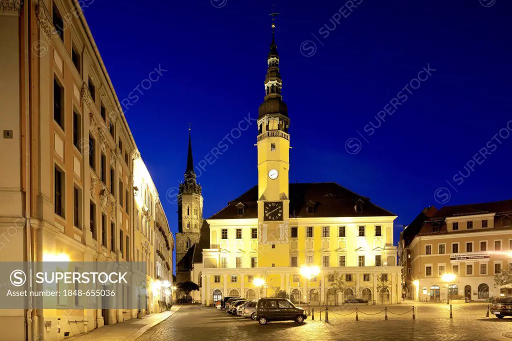 Town hall on Hauptmarkt square, twilight, Bautzen, Budysin, Upper Lusatia, Lusatia, Saxony, Germany, Europe, PublicGround