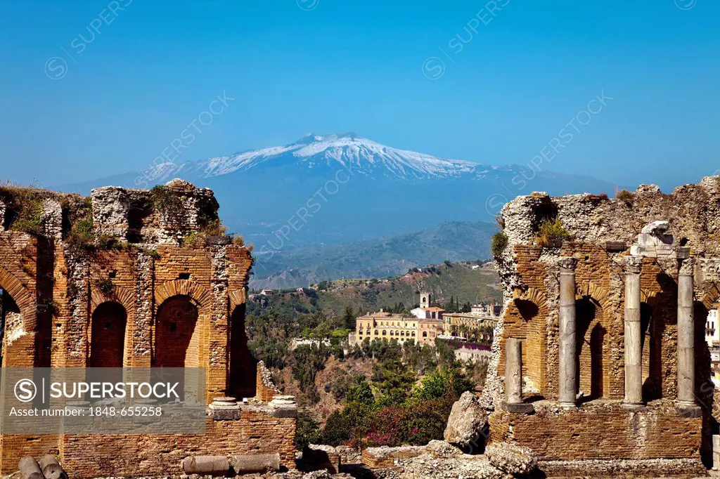 Teatro Greco, Etna, Taormina, Sicily, Italy, Europe