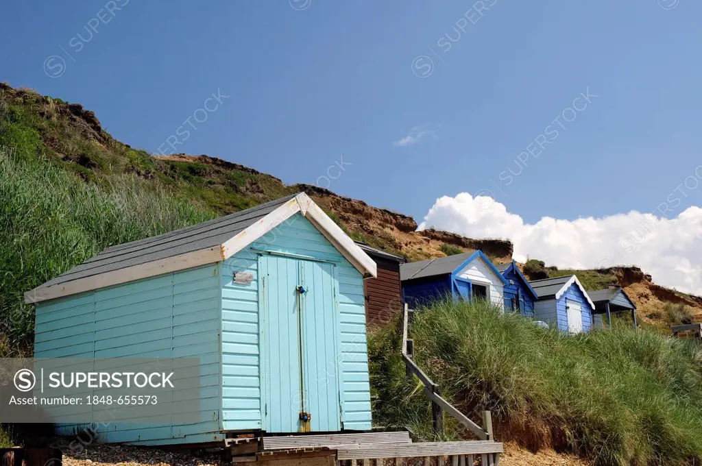 Beach huts on the beach of Milford on Sea, southern England, Great Britain, Europe