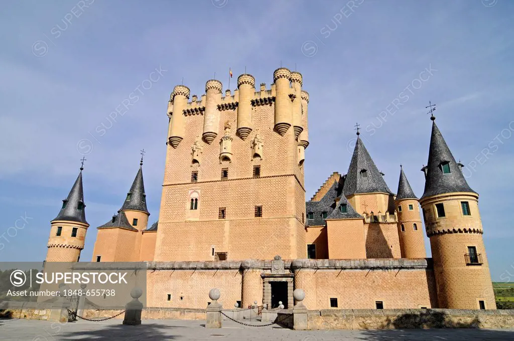 Alcazar, palace, castle, museum, Segovia, Castile and León, Spain, Europe, PublicGround