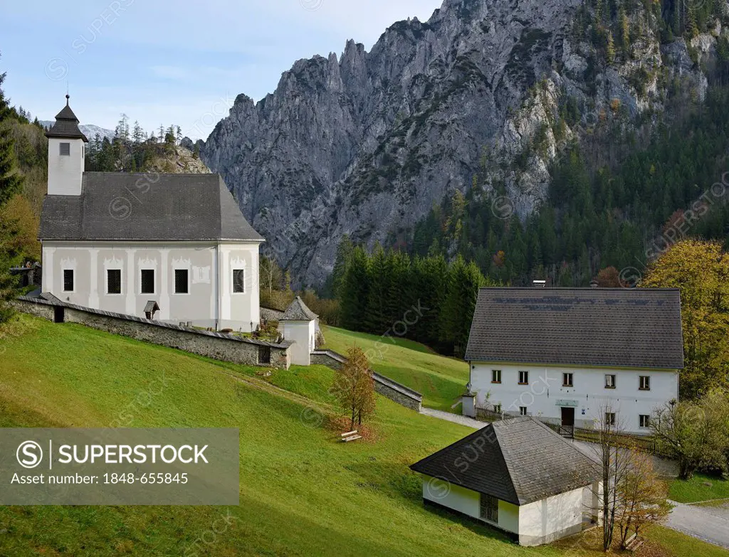 Church with cemetery and parsonage, Johnsbach, Gesaeuse mountains, Styria, Austria, Europe
