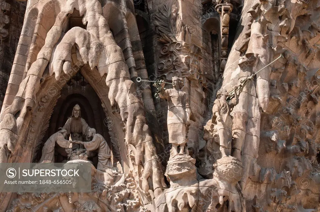 Sagrada Familia church, Nativity Façade, Antoni Gaudi, Barcelona, Catalonia, Spain, Europe