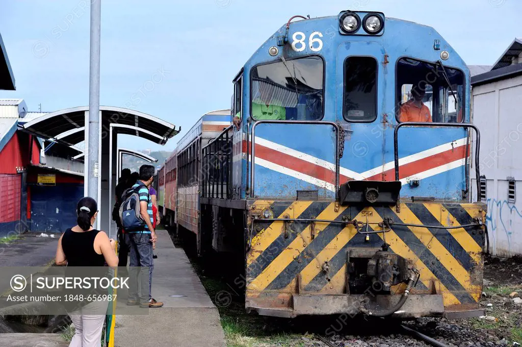 Commuter train with a diesel locomotive entering the station, San Jose, Costa Rica, Latin America, Central America