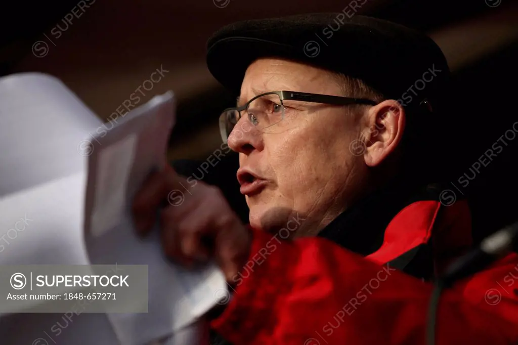 Bodo Ramelow, leader of LINKE party, left-wing party in the State Parliament of Thuringia, demonstration against right-wing extremists, Dresden, Saxon...