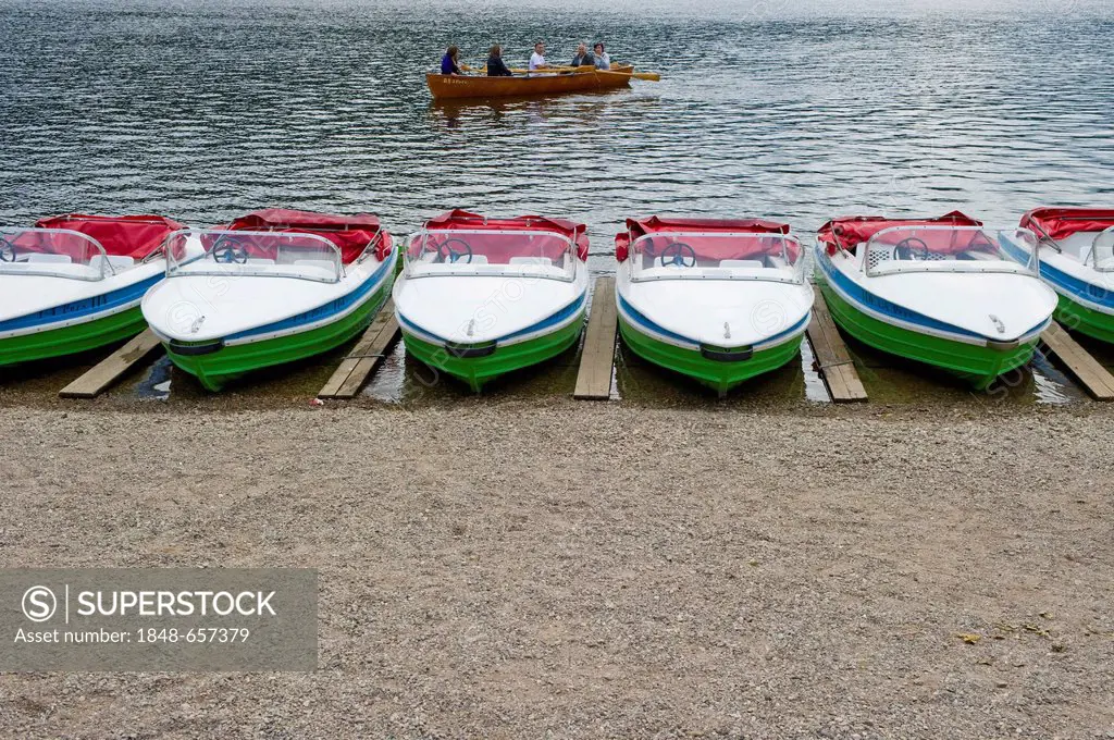 Boats at Titisee Lake, Schwarzwald, Black Forest, Baden-Wuerttemberg, Germany, Europe