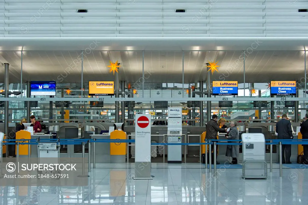 Departure hall, Terminal 2, Lufthansa check-in desks, Franz-Josef-Strauss-Airport, Munich, Upper Bavaria, Bavaria, Germany, Europe
