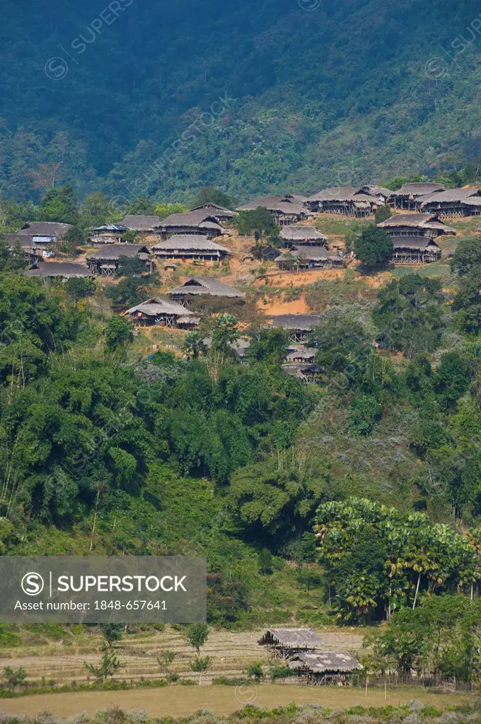 Traditional village of Paia near Along, Arunachal Pradesh, North East India, India, Asia