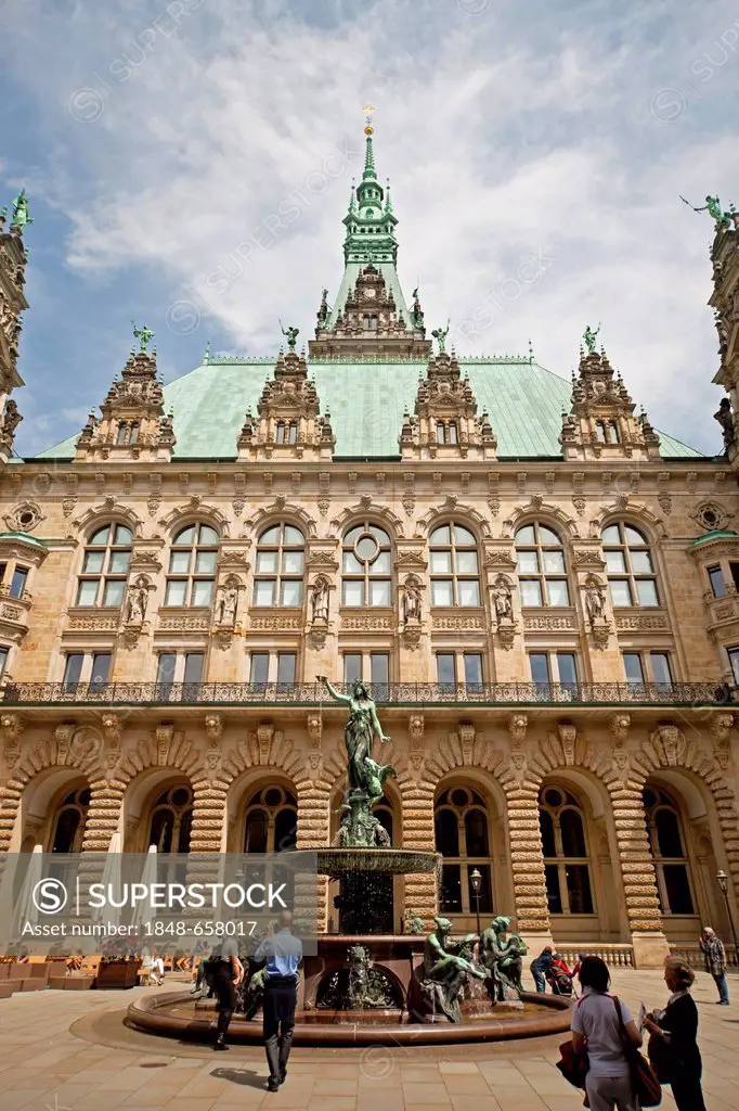 Courtyard of Hamburg's Town Hall with the stock exchange with its ornately decorated facades in the style of the Italian and northern German Renaissan...