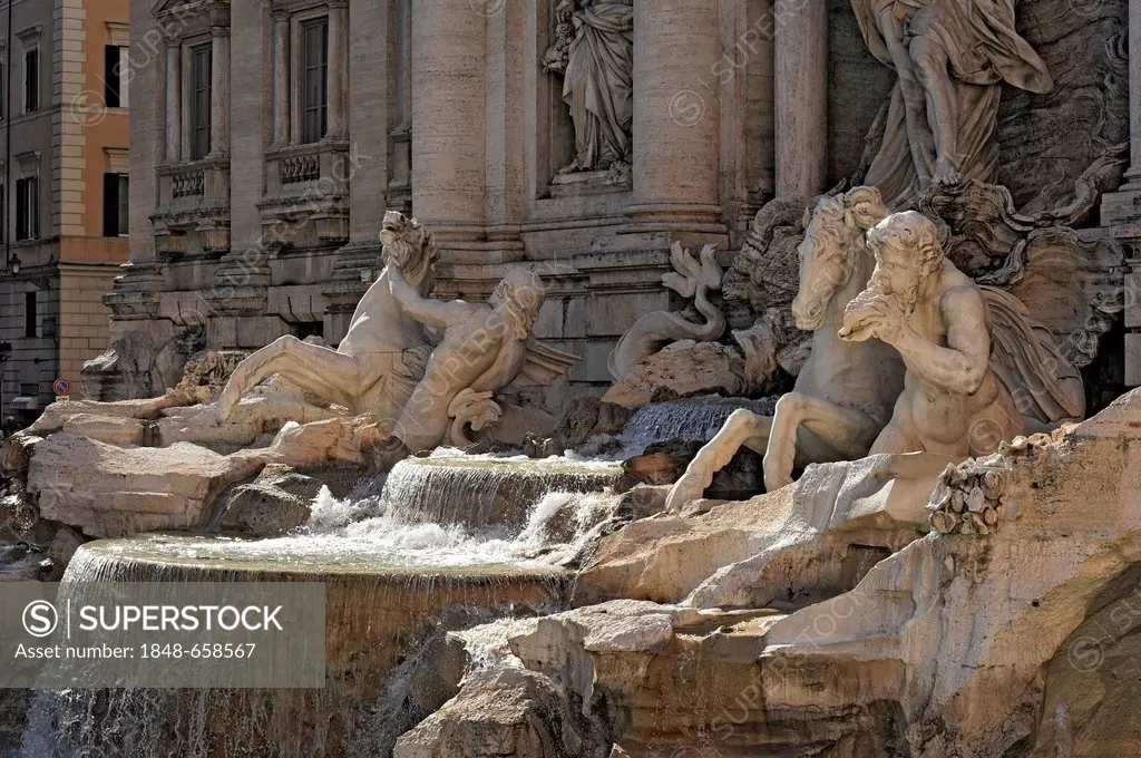 Tritons with winged horses on the Fontana di Trevi fountain, Trevi Fountain, Rome, Lazio region, Italy, Europe