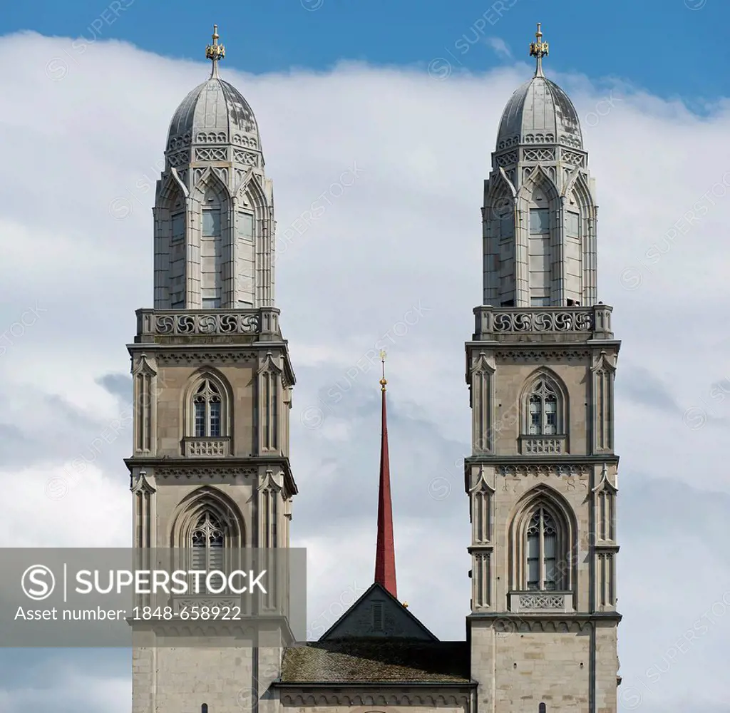 Twin towers of Grossmuenster church, old town of Zurich, Canton of Zurich, Switzerland, Europe