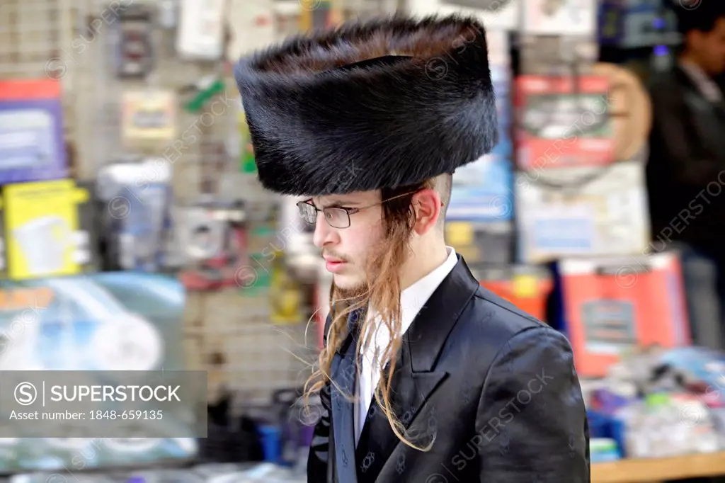 Jew in the Old City of Jerusalem, Yerushalayim, Israel, Middle East