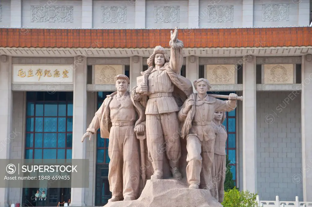 Heroic statues in front of the mausoleum of Mao Tse Tung, Beijing, China, Asia