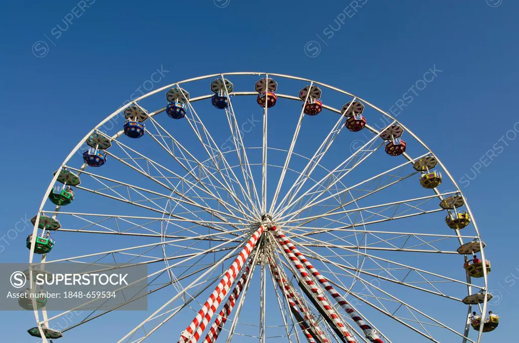 Ferris wheel at the Dult fun fair, Landshut, Bavaria, Germany, Europe