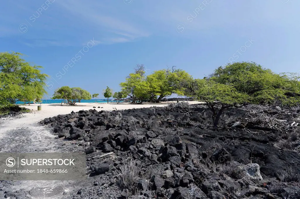 White beach in the Kekahai Kai State Park, Mahai'ula Section, Big Island of Hawaii, USA