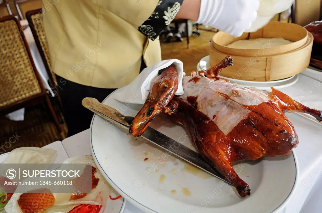 Beijing roast duck is being served at the InterContinental Hotel, Tsim Sha Tsui, Hong Kong, China, Asia