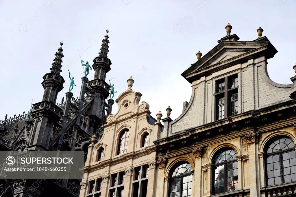 Guild houses and Maison du Roi at the Grand Place, the Broodhuis house on the Grote Markt square, city centre, Brussels, Brussel, Bruxelles, Brussel, ...