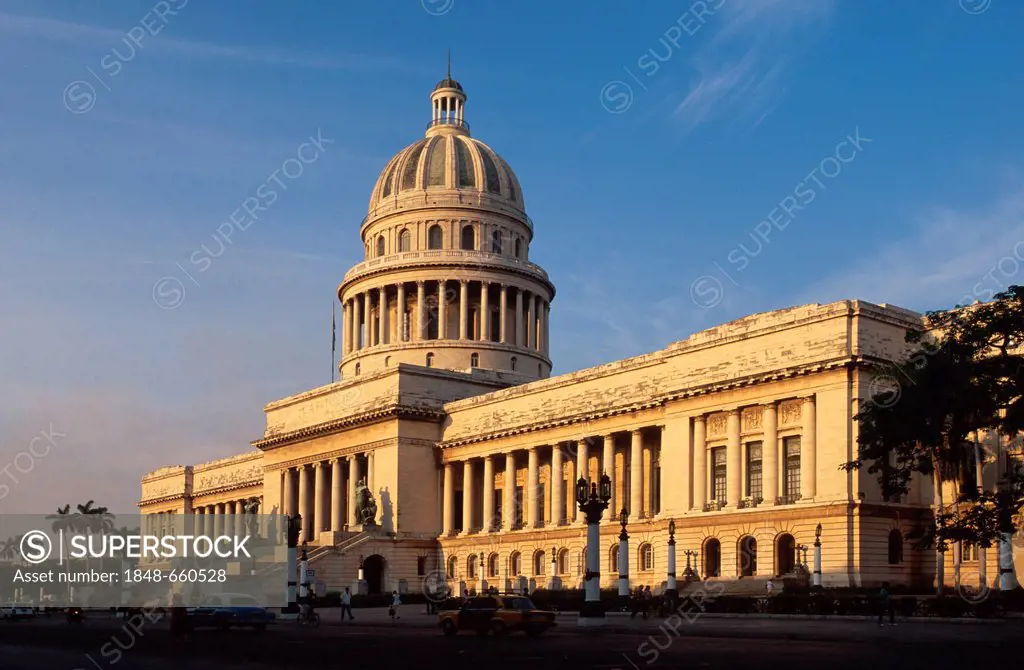 Capitolio on Paseo de Marti, Prado, Habana, Havana, Cuba, Caribbean