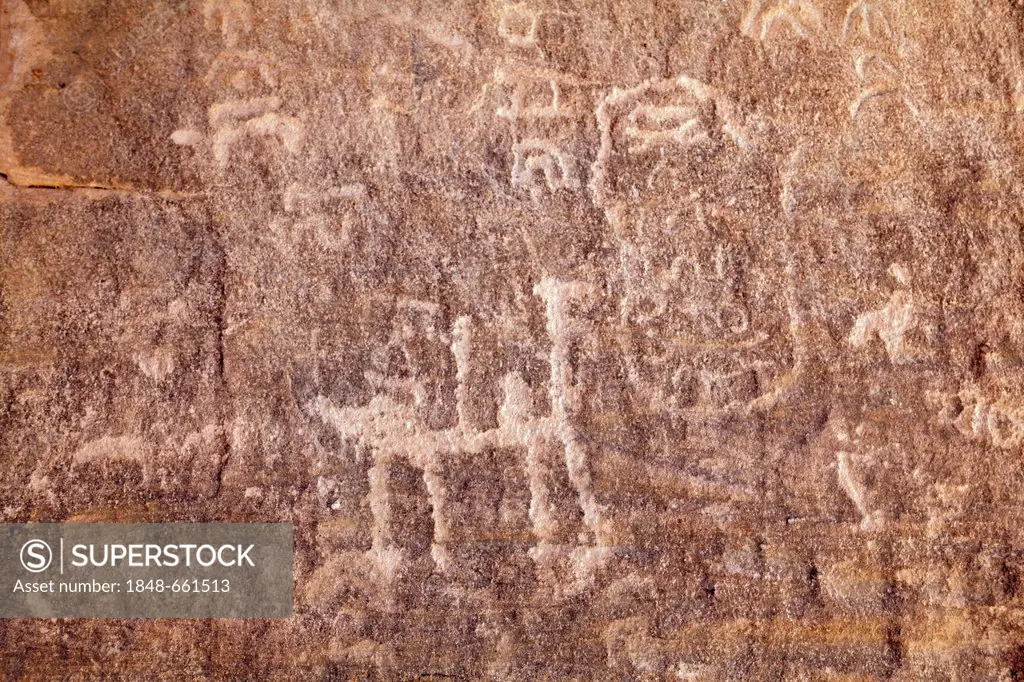 Rock painting at Jebl Faishiyya in the desert, Wadi Rum, Hashemite Kingdom of Jordan, Middle East, Asia