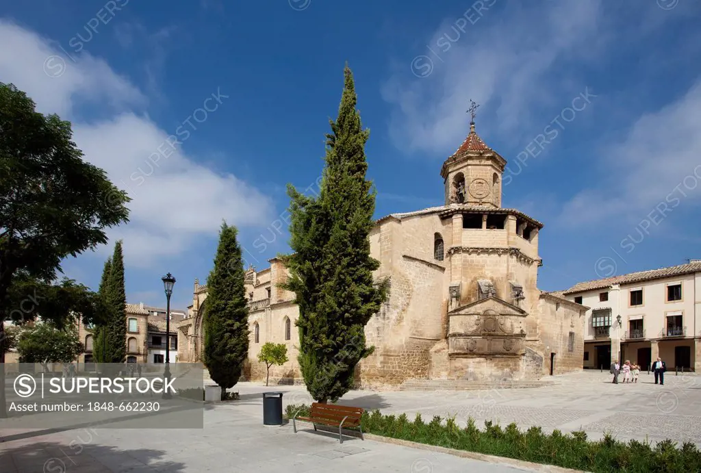 Iglesia de San Pablo church, Plaza del 1 de Mayo, Ubeda, Andalusia, Spain, Europe