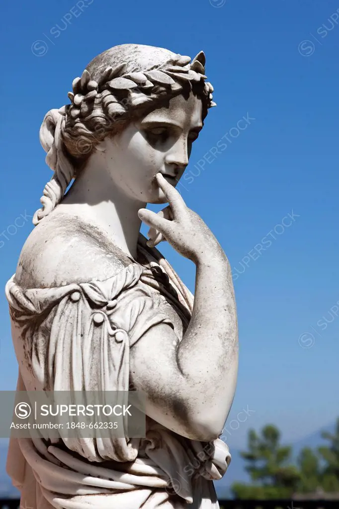 Statue in the Achillion Palace near Gastouri, eastern Corfu, Corfu Island, Ionian Islands, Greece, Southern Europe, Europe