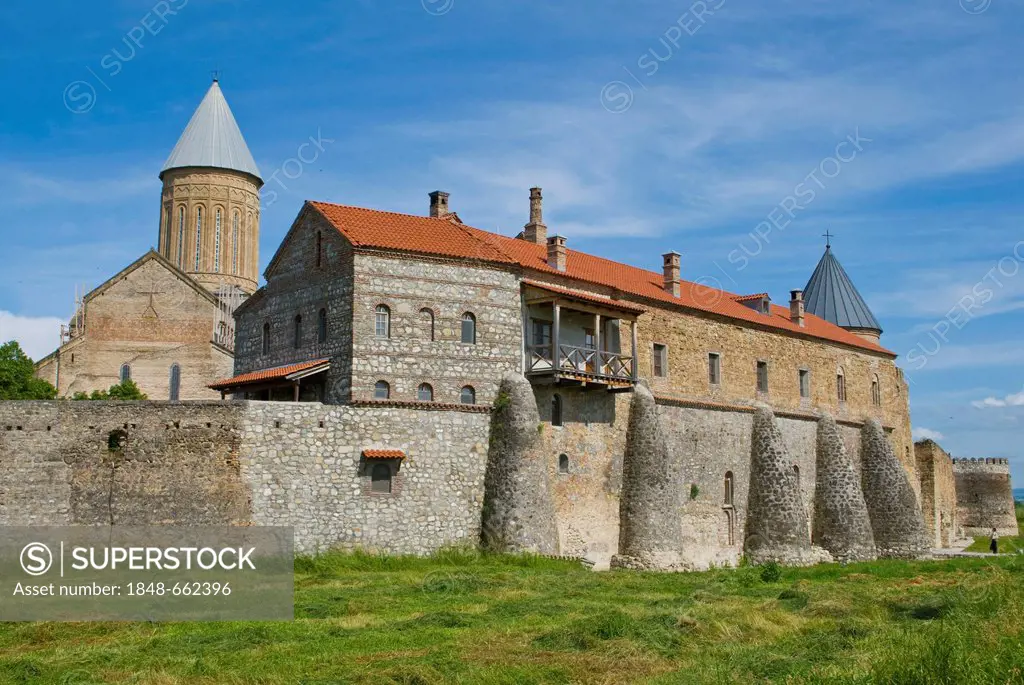 Fortress monastery, Alaverdi Monastery, Kakheti, Georgia, Caucasus
