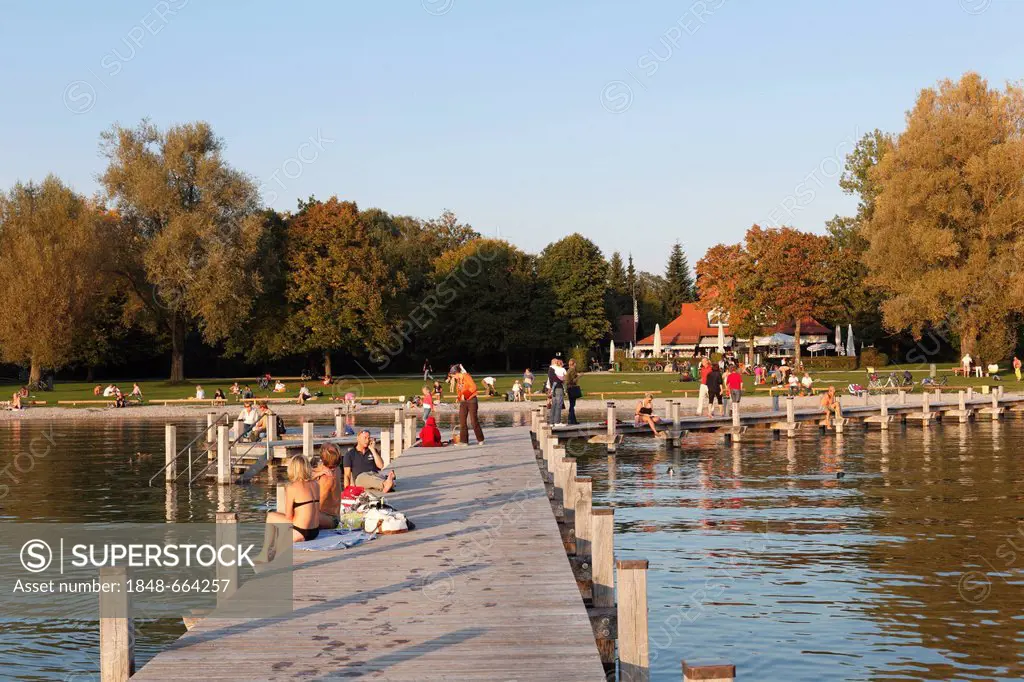 Jetty, Lake Starnberg, Percha near Starnberg, Fuenfseenland, Five Lakes district, Upper Bavaria, Bavaria, Germany, Europe, PublicGround