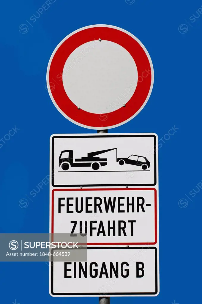 Prohibition sign, ban for vehicles of all kind, Feuerwehrzufahrt Eingang B, German for fire engine access, entrance B, tow truck pictogram