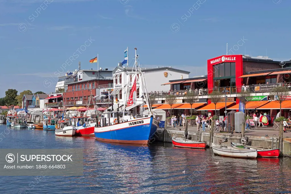 Harbour, Warnemuende sea resort, Mecklenburg-Western Pomerania, Germany, Europe