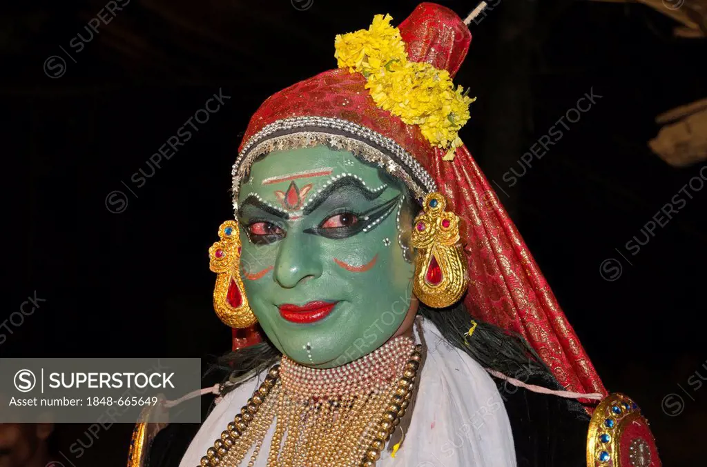 The Kathakali character Kathalastri, Perattil, Kerala, India, Asia