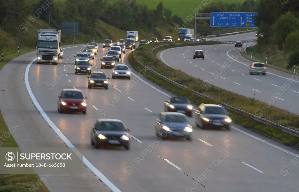 Traffic on the Autobahn 4 motorway near Chemnitz, Saxony, Germany, Europe