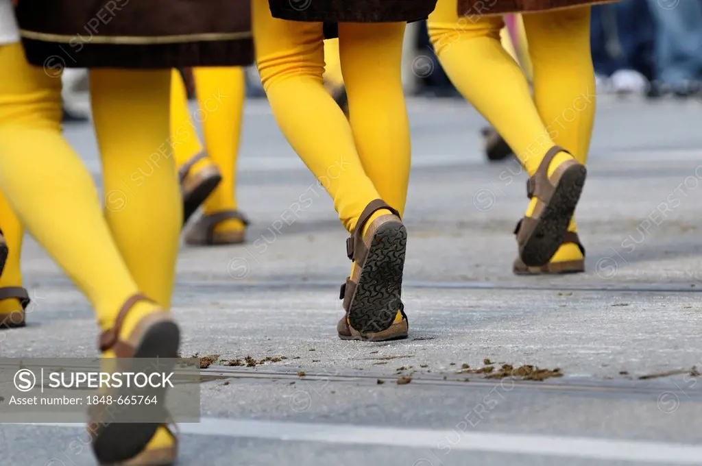 Kolping-Fanfarengruppe Taennesberg fanfare group, Upper Palatinate, Traditional Costume and Riflemen's parade, opening of the Oktoberfest festival 201...