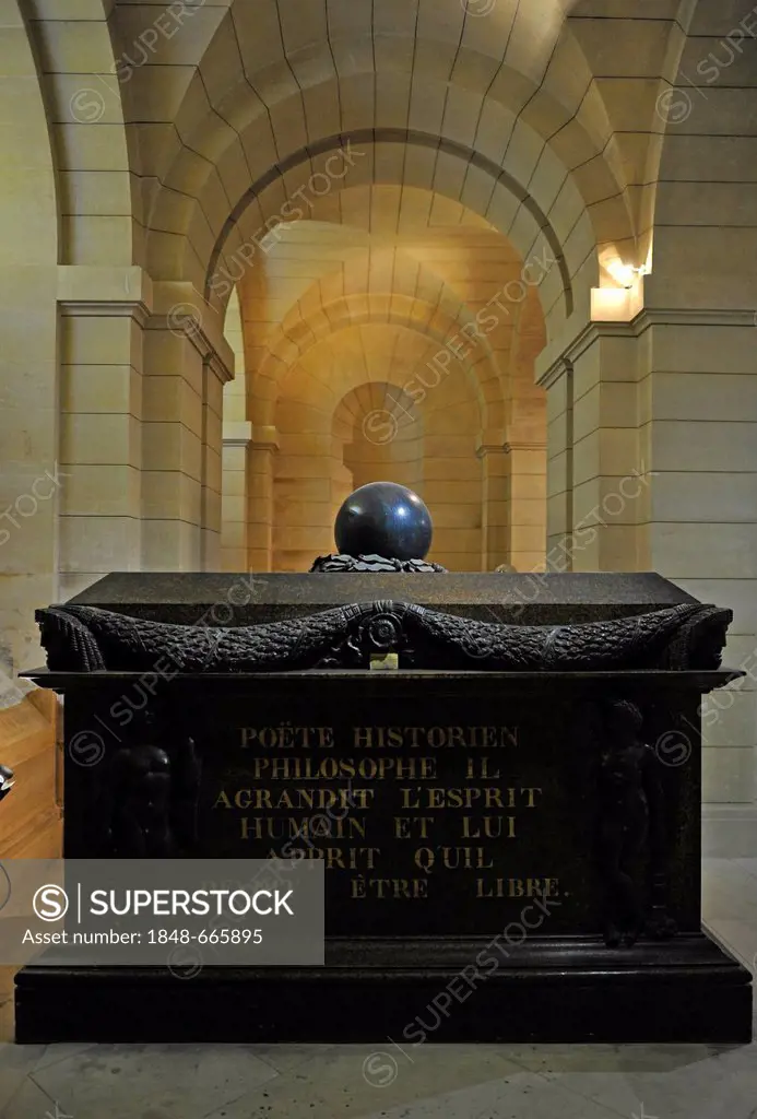 Interior with the honorary grave of François Marie Arouet Voltaire, crypt, Panthéon, a mausoleum for French National heroes, Montagne Sainte-Geneviève...