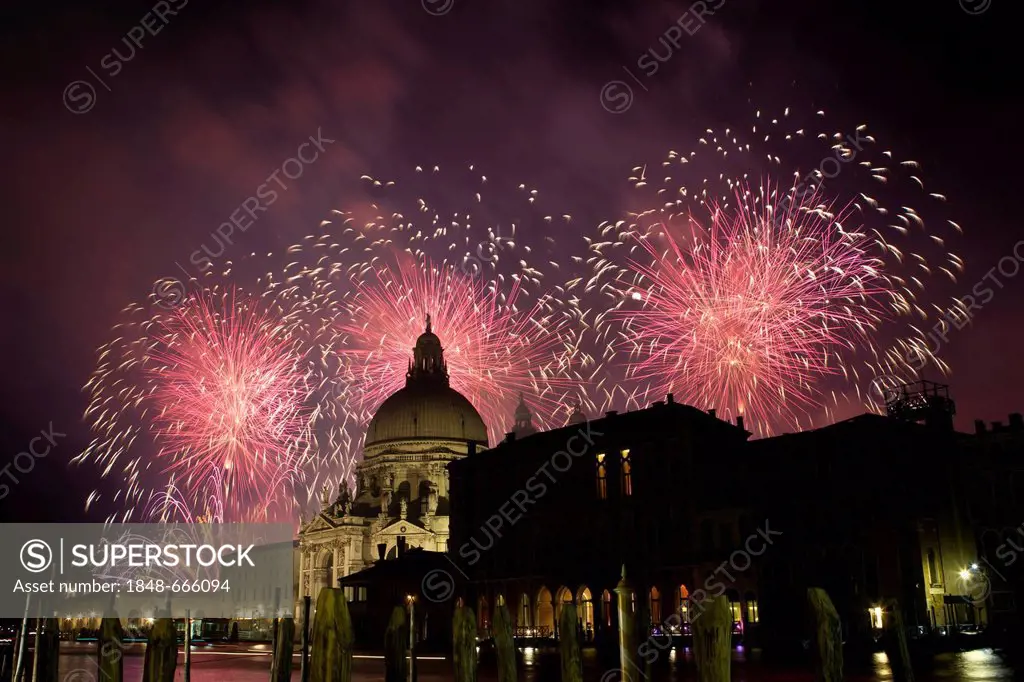 Aerial fireworks display at the Redentore Festival 2011, Venice, Italy, Europe