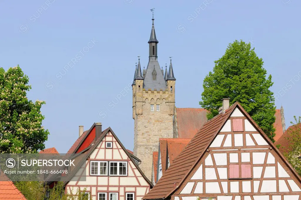 Blauer Turm tower in front of half-timbered houses in Bad Wimpfen, Baden-Wuerttemberg, Germany, Europe