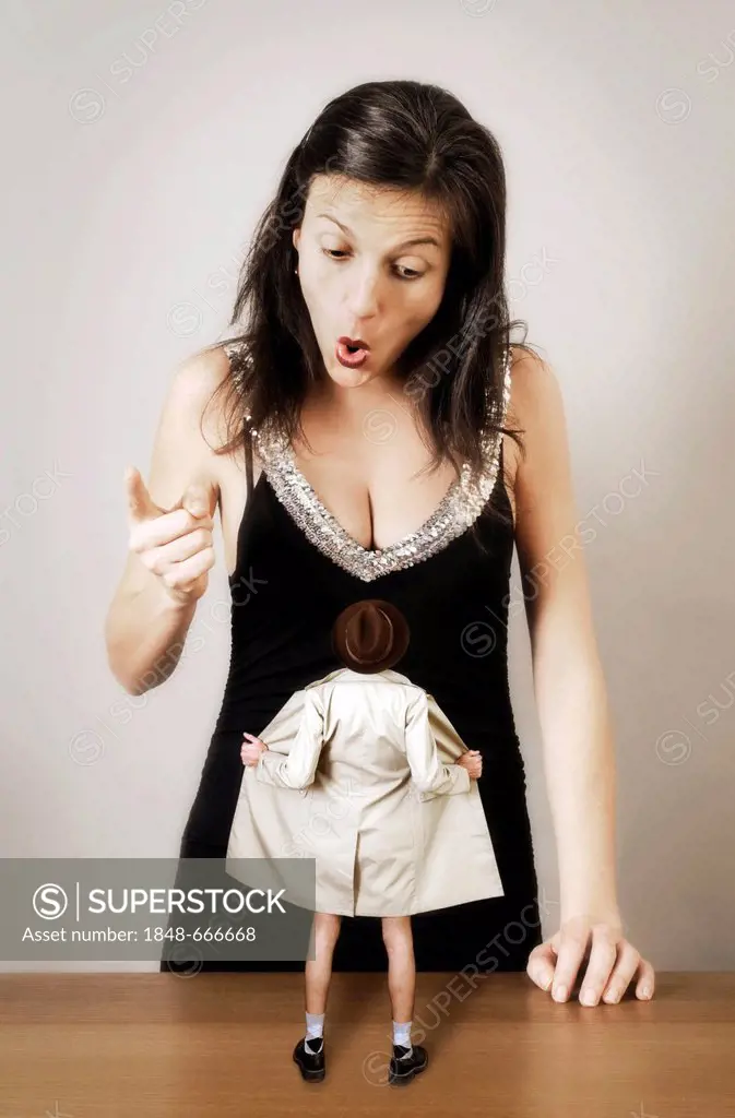 Tiny exhibitionist exposing himself in front of a woman