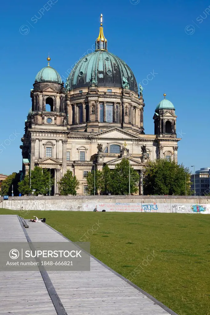 Berliner Dom, Berlin Cathedral, from Schlossplatz, Berlin, Germany, Europa
