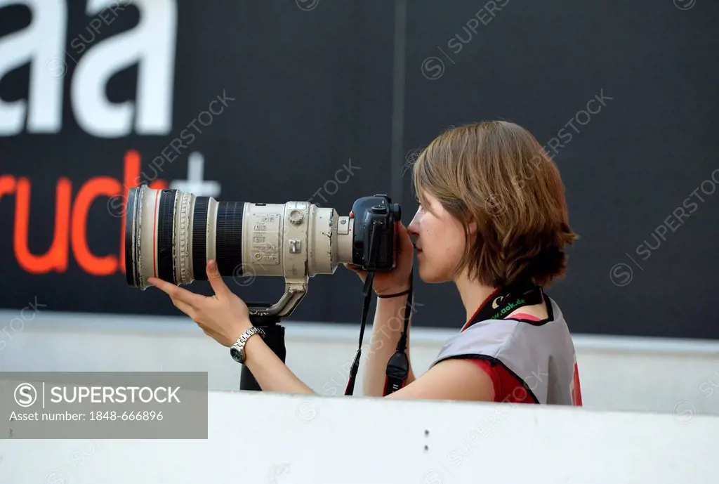 Female press photographer, WIRSOL, Rhein-Neckar-Arena, Sinsheim, Baden-Wuerttemberg, Germany, Europe